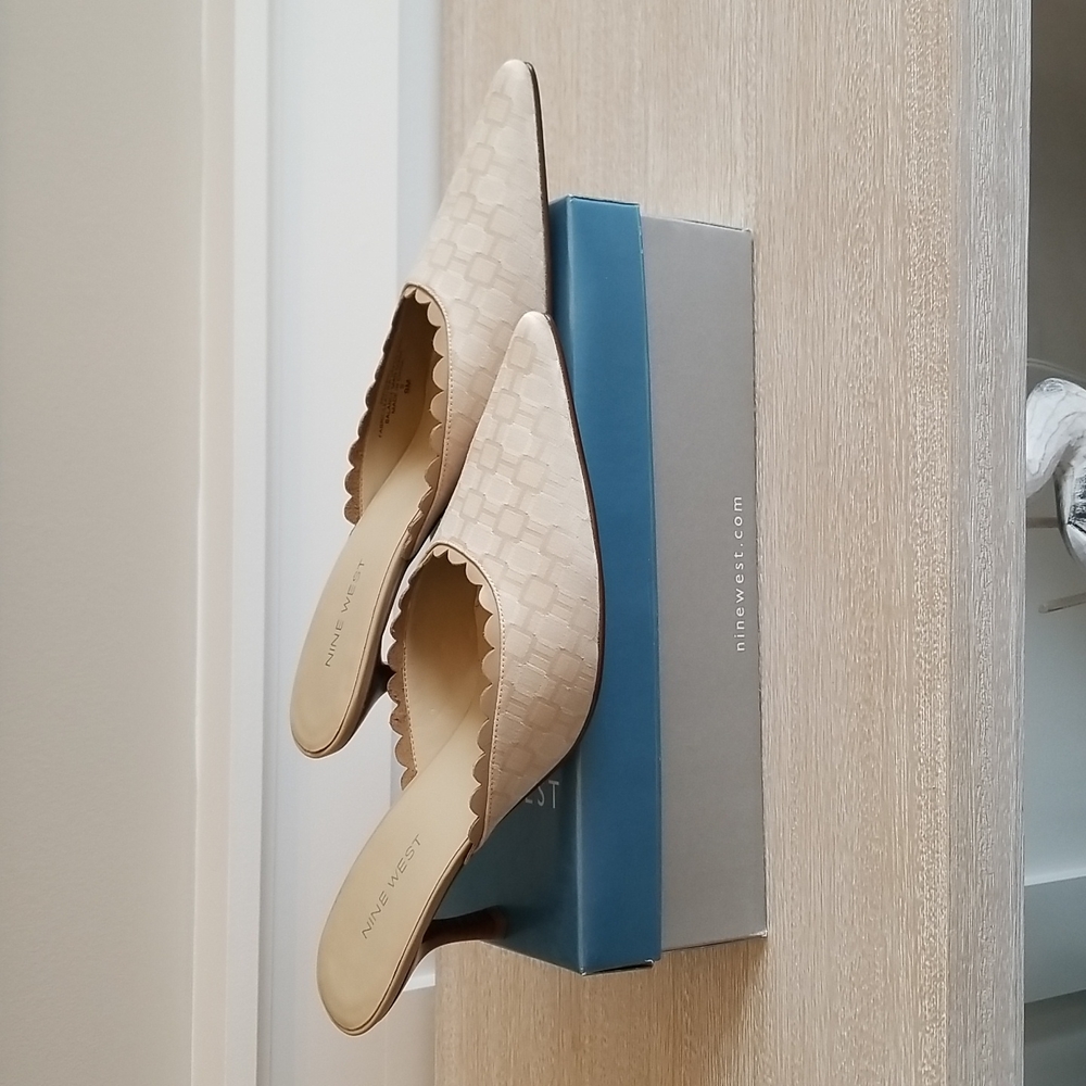 NWT Nine West Fabric Mules